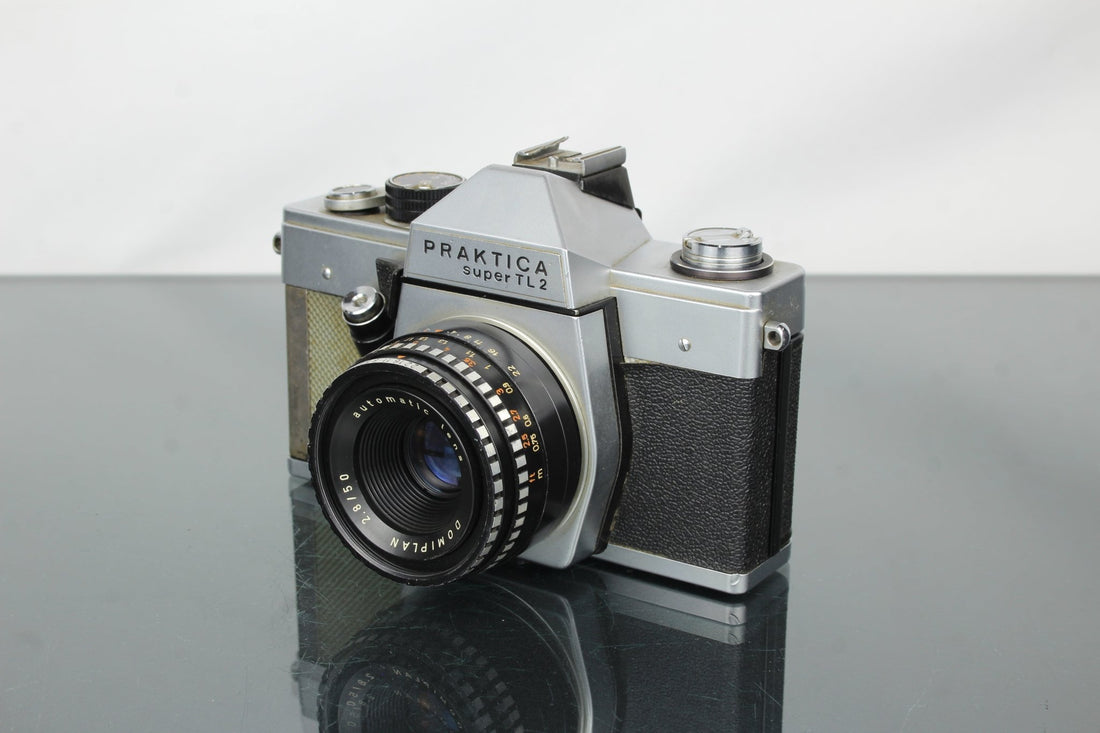 Praktica Super TL 2 Review & Buying Guide - Dutch|Thrift