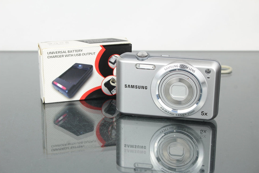 Samsung ES65 Review: Lo‑Fi Digital Fun in 2025 - Dutch|Thrift