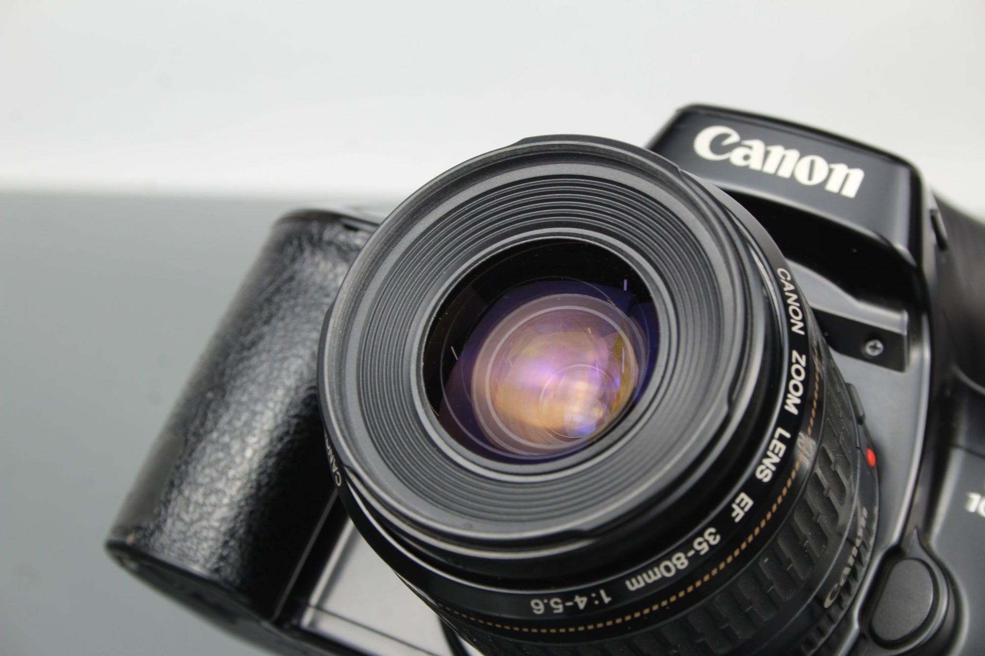 Canon EOS1000F + Canon Zoom Lens EF 35 - 80mm - Dutch|Thrift