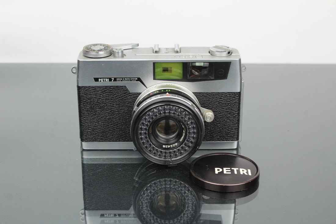 Petri 7 Review: Vintage Rangefinder in 2025