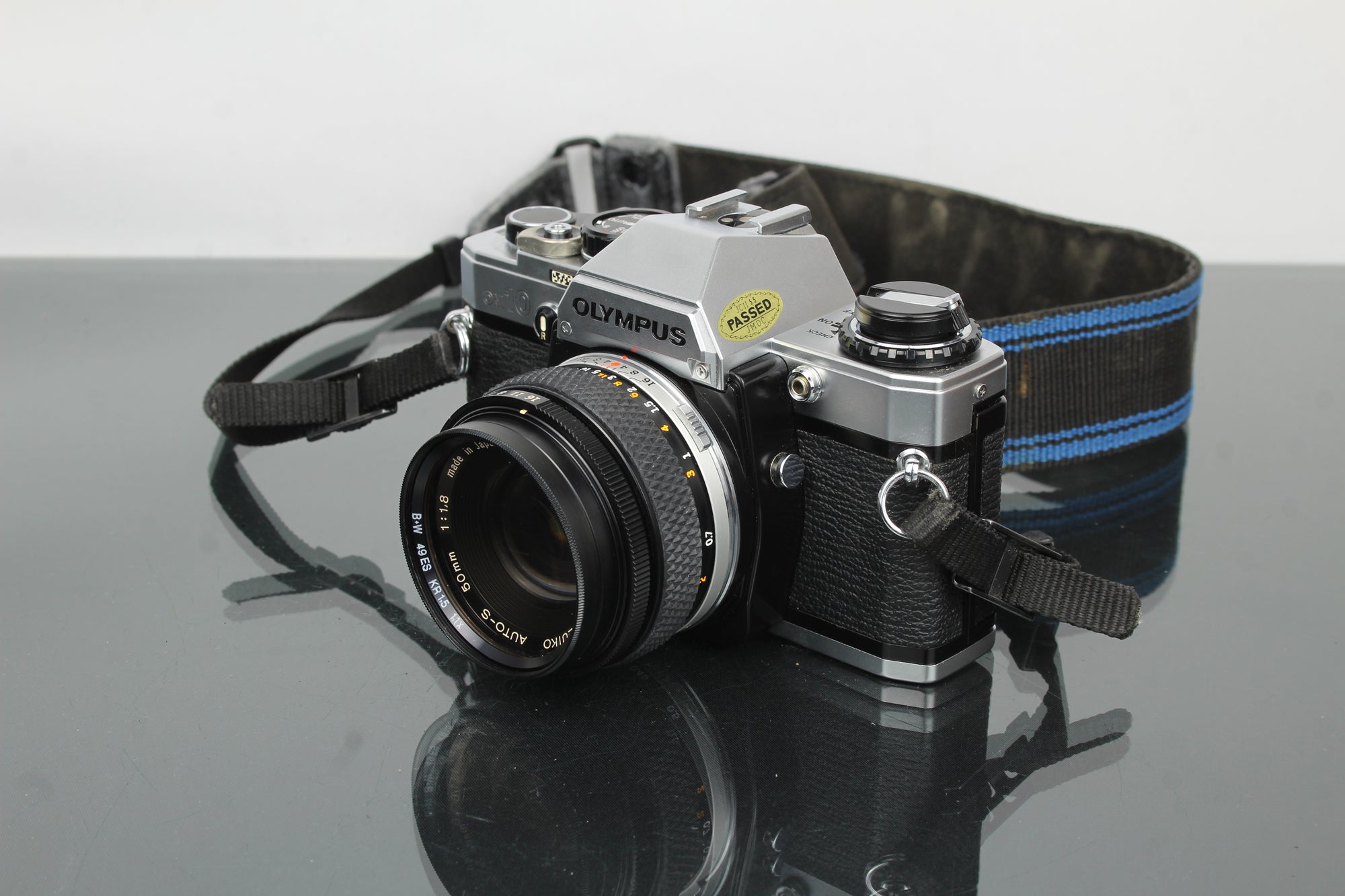 Olympus OM 10 + 50mm 1:1.8 Olympus lens