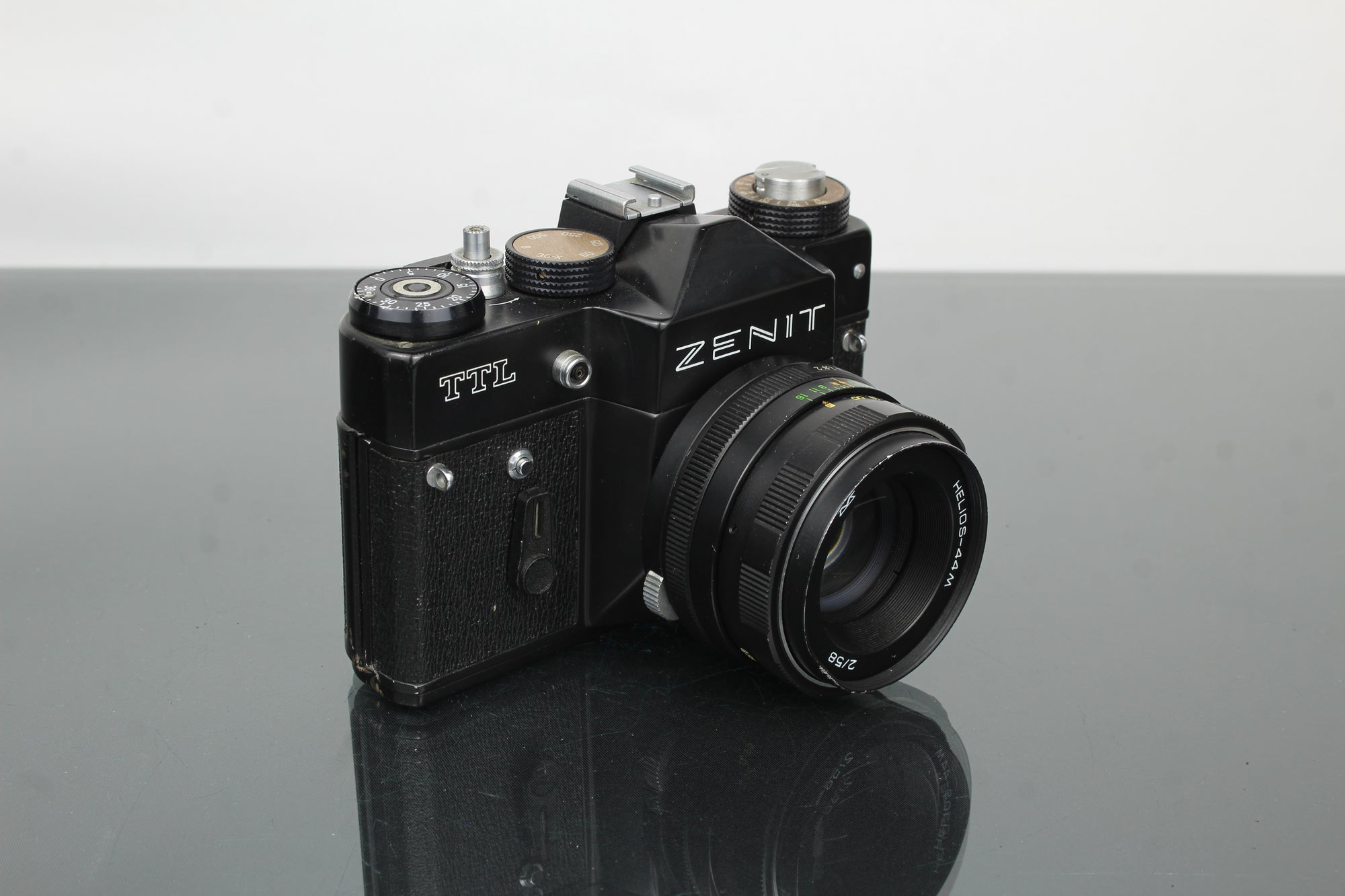Zenit TTL + Helios 44M 2/58