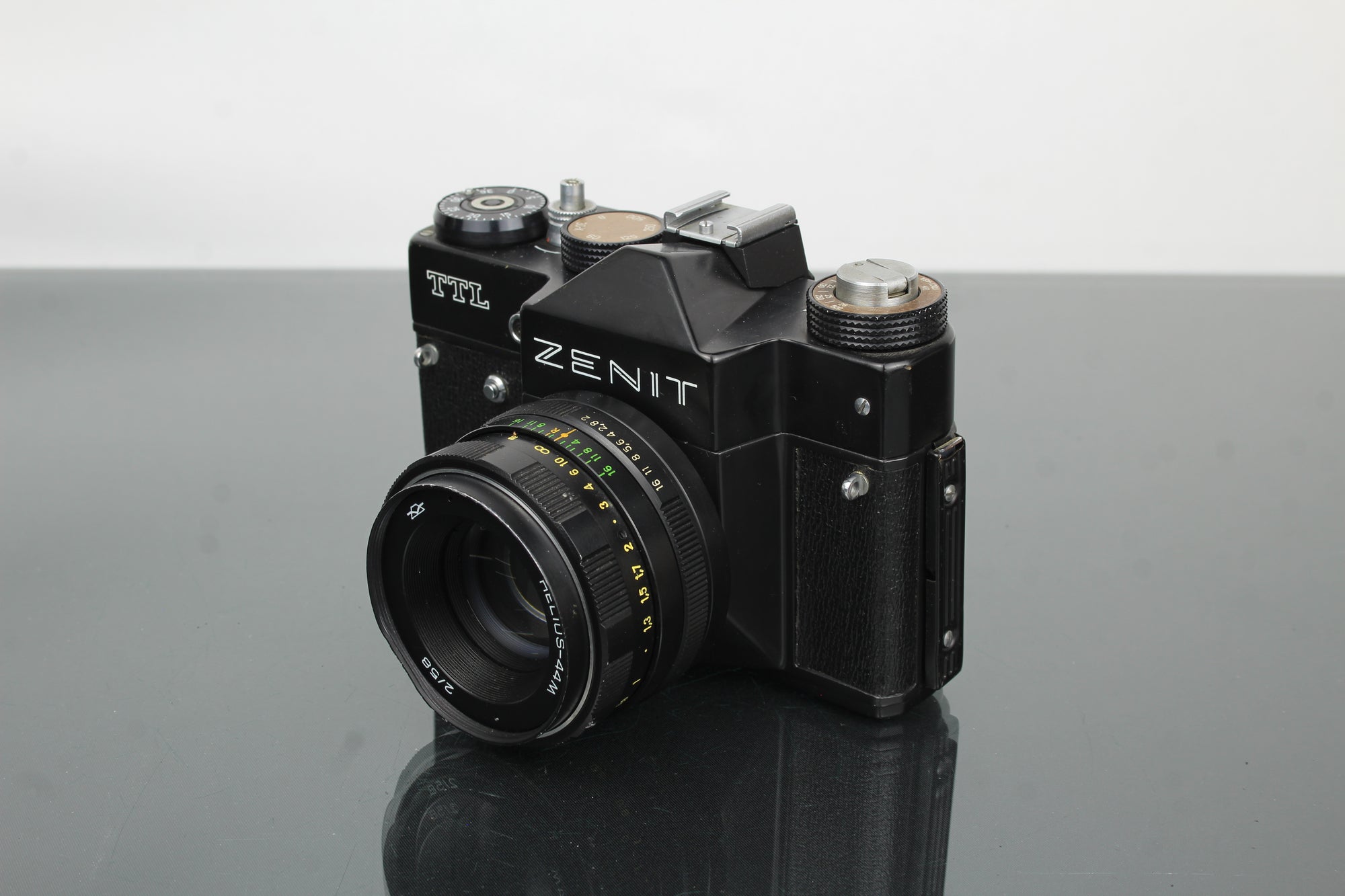 Zenit TTL + Helios 44M 2/58
