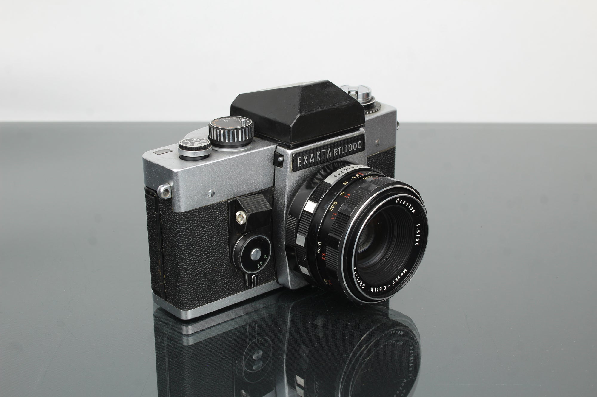 Exakta RTL1000 + Oreston 1.8/50 lens