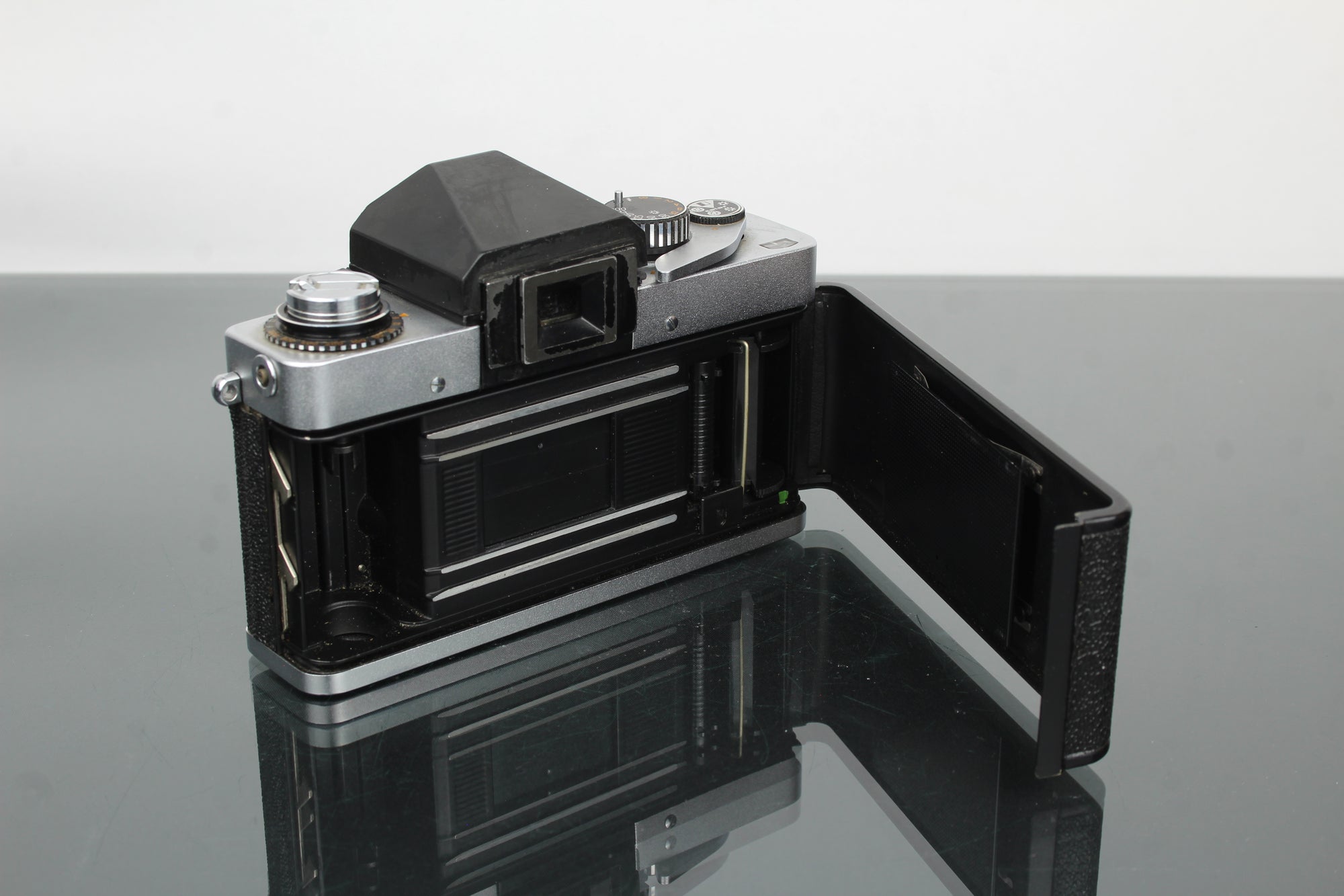 Exakta RTL1000 + Oreston 1.8/50 lens
