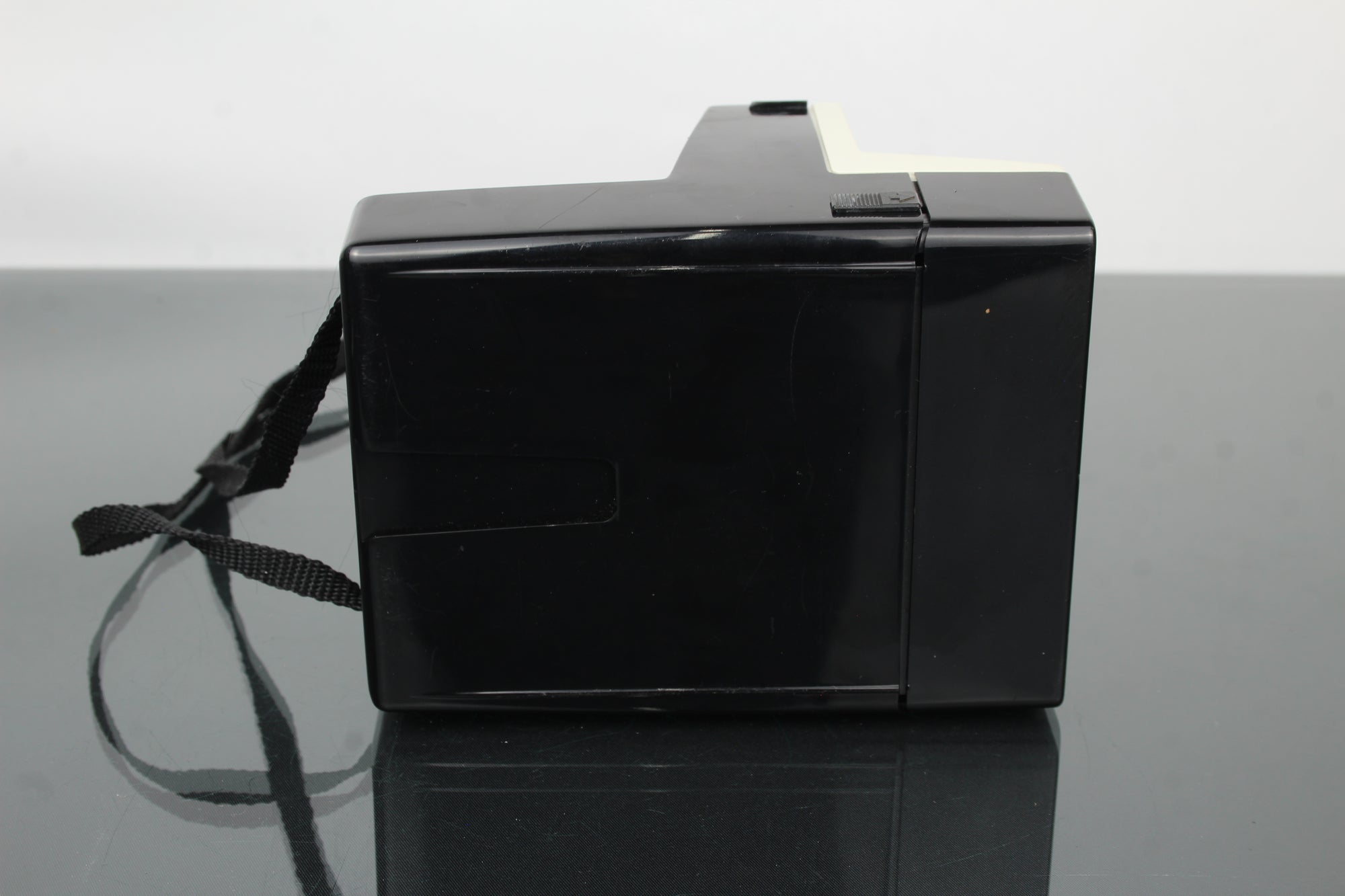 Polaroid 1000 Land Camera