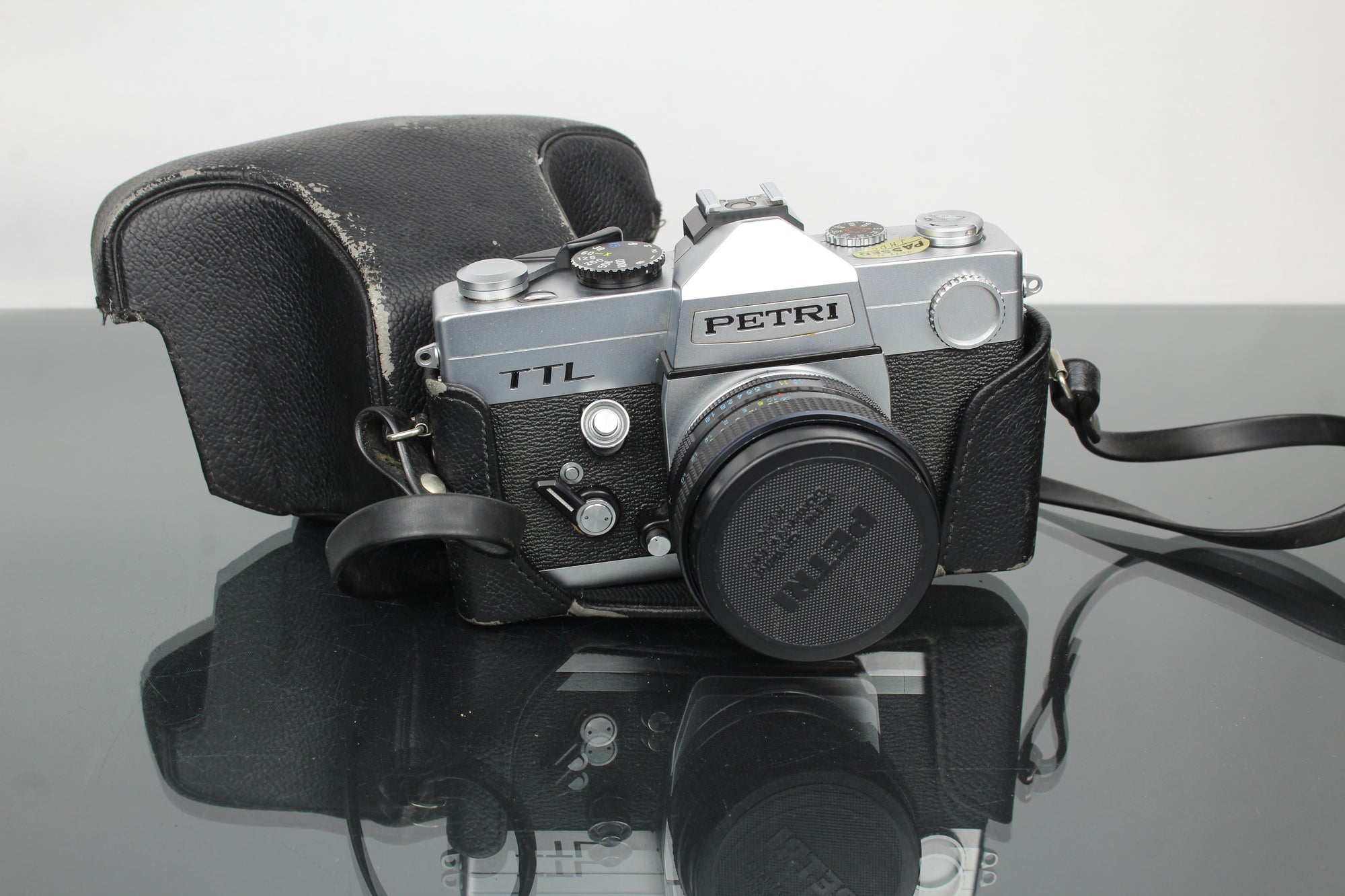 Petri TTL + 55mm 1.8 objectif Petri
