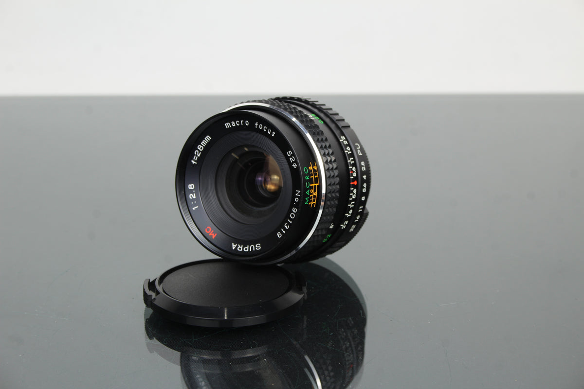 Supra MC 1:2.8 F=28mm Objectif Macro à Mise au Point Manuelle (Monture Inconnue)