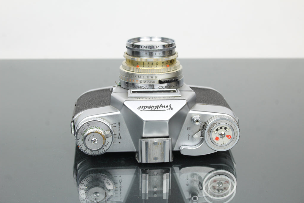 Voigtlander Bessamatic + objectif 50 mm f/2.8 Color-Skopar