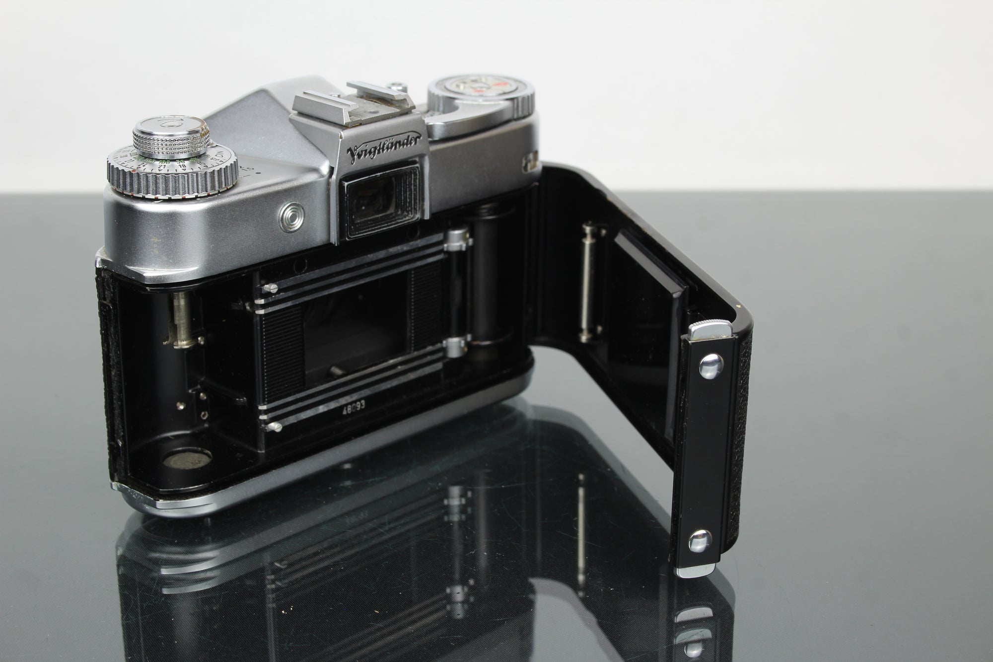 Voigtlander Bessamatic + objectif 50 mm f/2.8 Color-Skopar