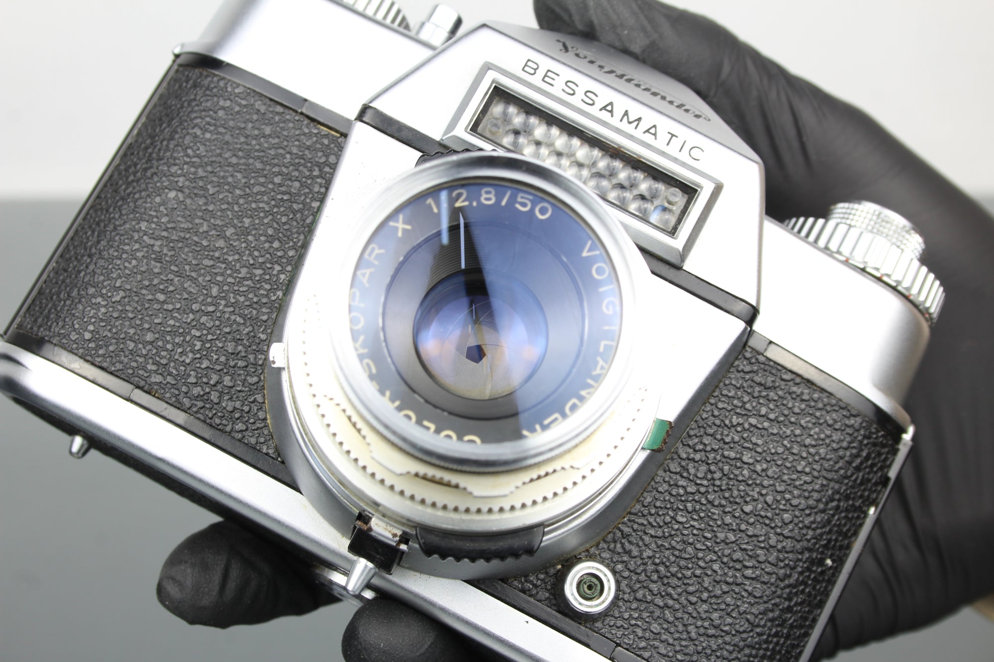 Voigtlander Bessamatic + objectif 50 mm f/2.8 Color-Skopar