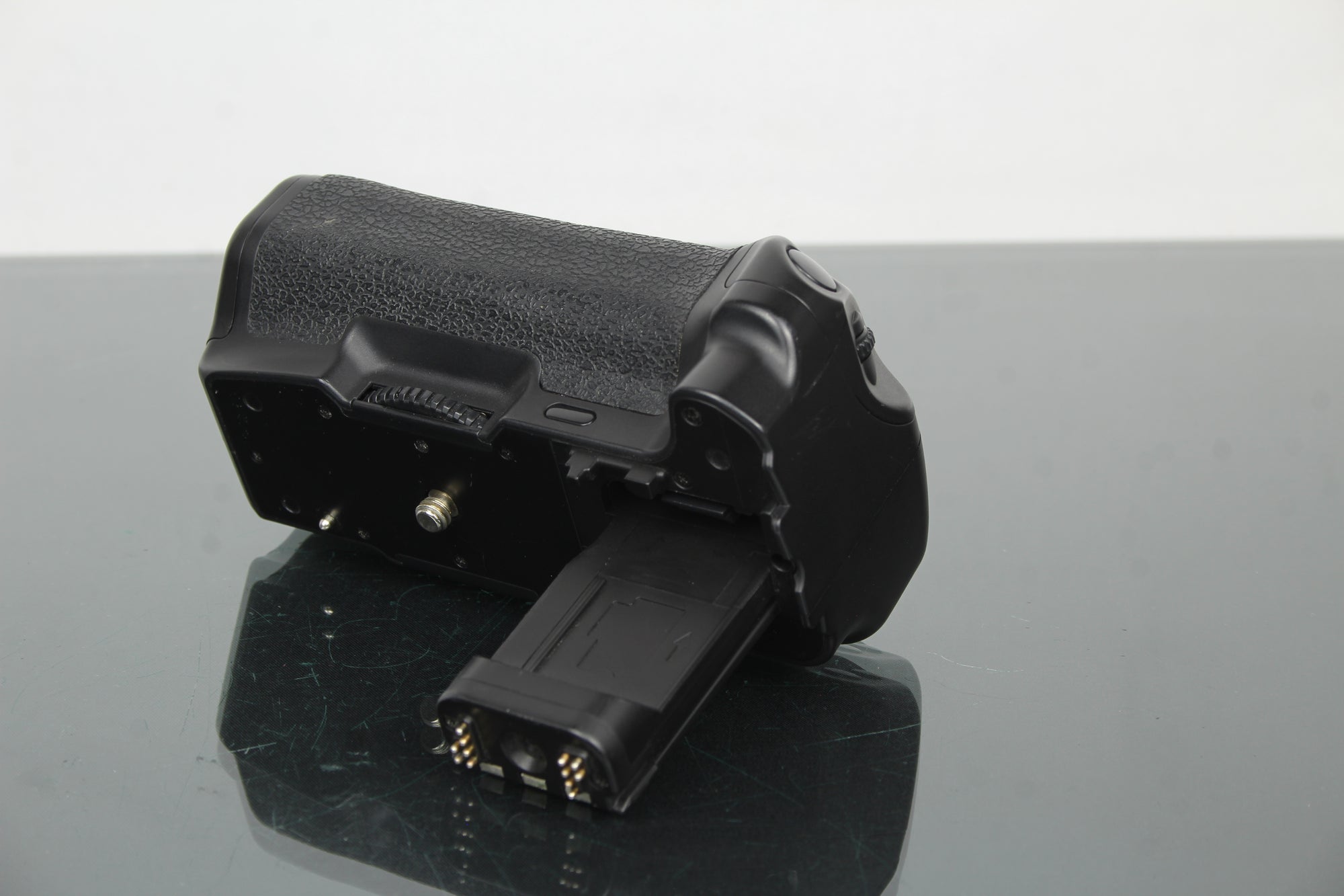 Opteka BGRXT Grip For Canon Rebel XT