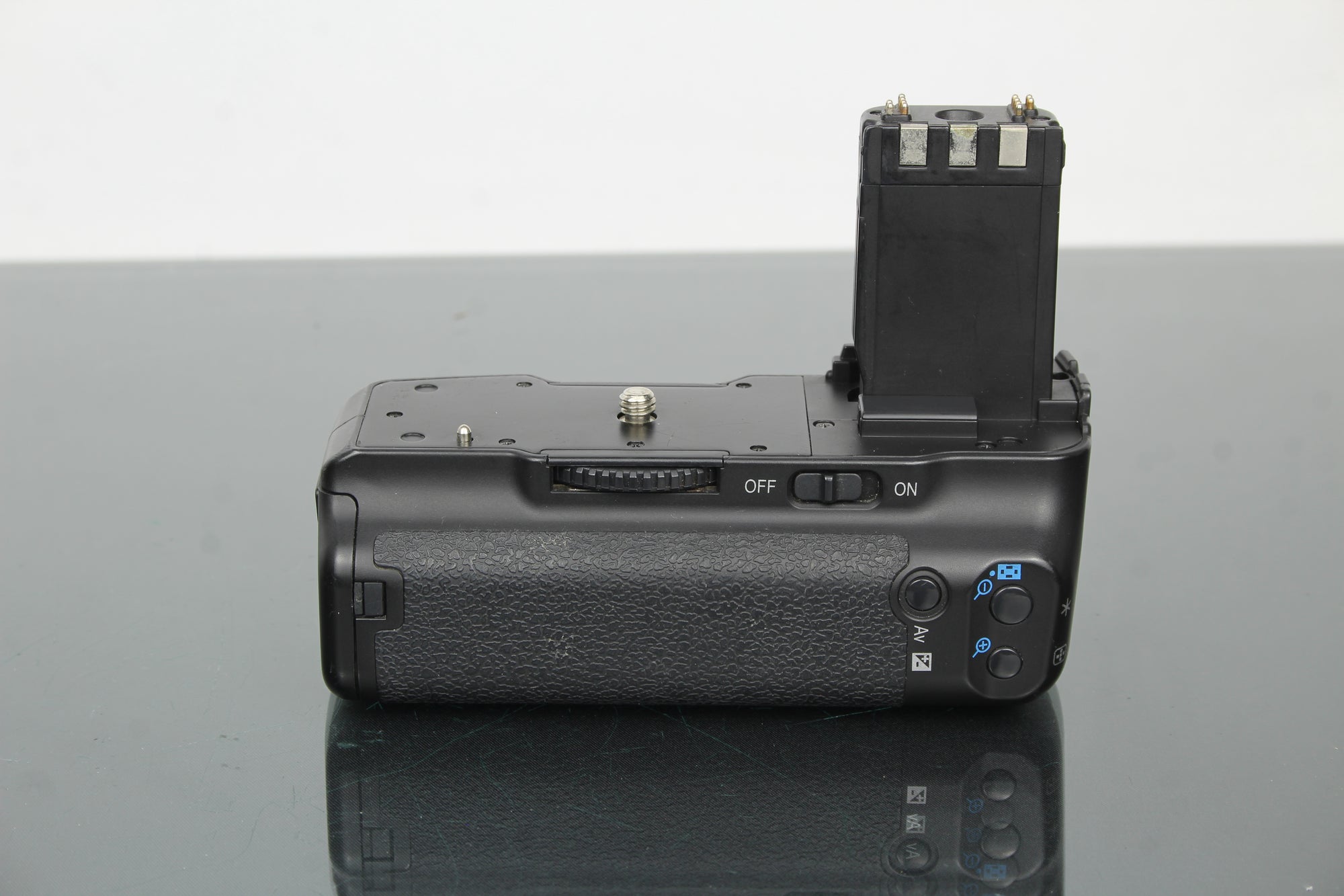 Opteka BGRXT Grip For Canon Rebel XT