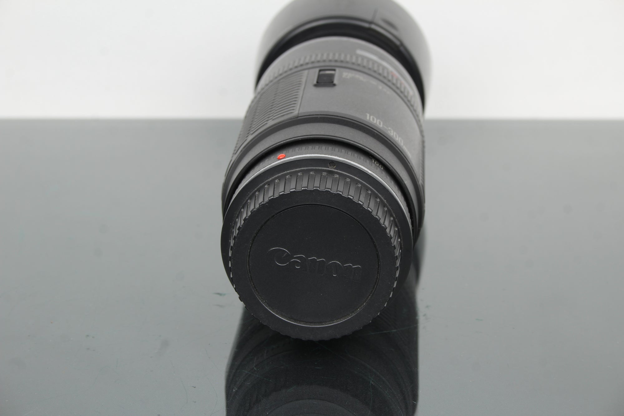 Objectif zoom Canon EF 100-300mm f/5.6 (monture EF)