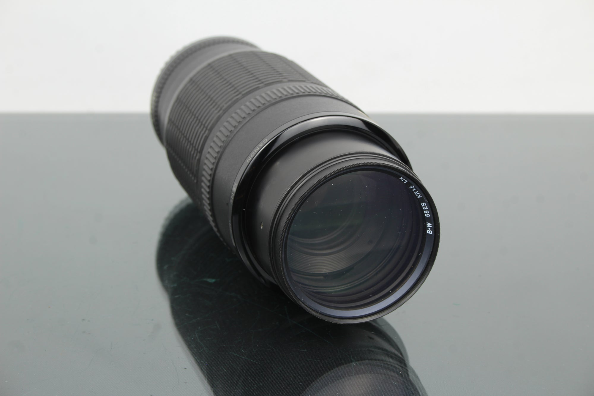 Objectif zoom Canon EF 100-300mm f/5.6 (monture EF)
