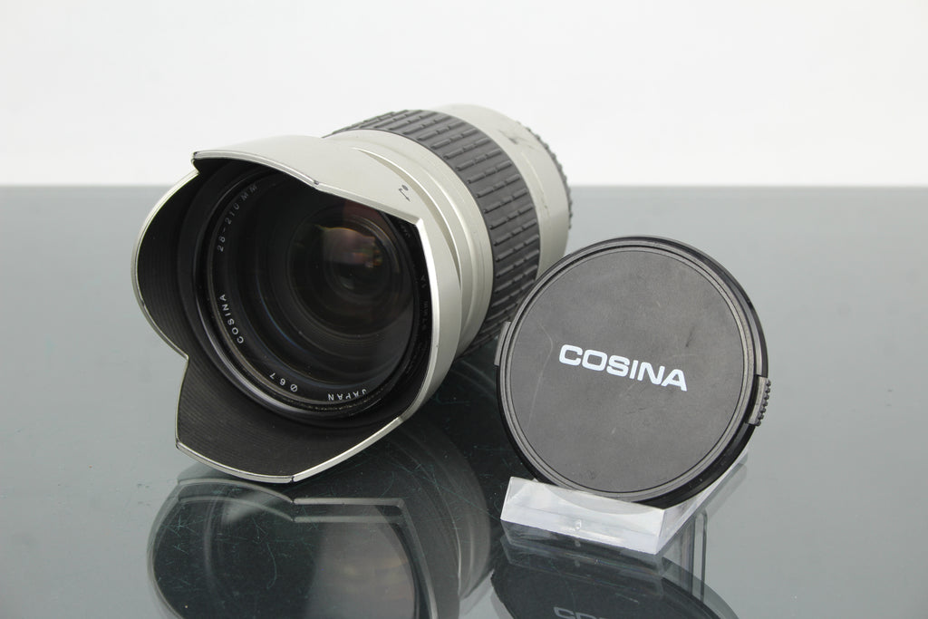 Cosina 28-210mm MC 1:4.2-6.5 Monture Canon EF