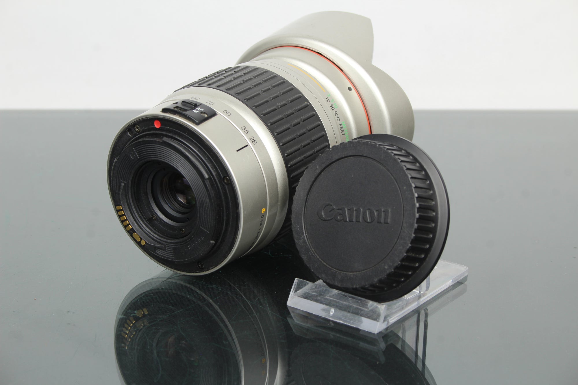 Cosina 28-210mm MC 1:4.2-6.5 Monture Canon EF