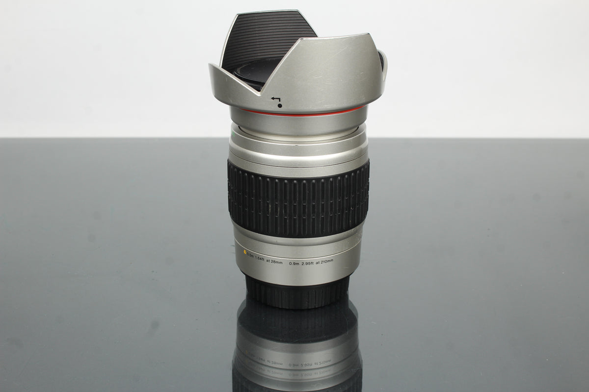 Cosina 28-210mm MC 1:4.2-6.5 Monture Canon EF
