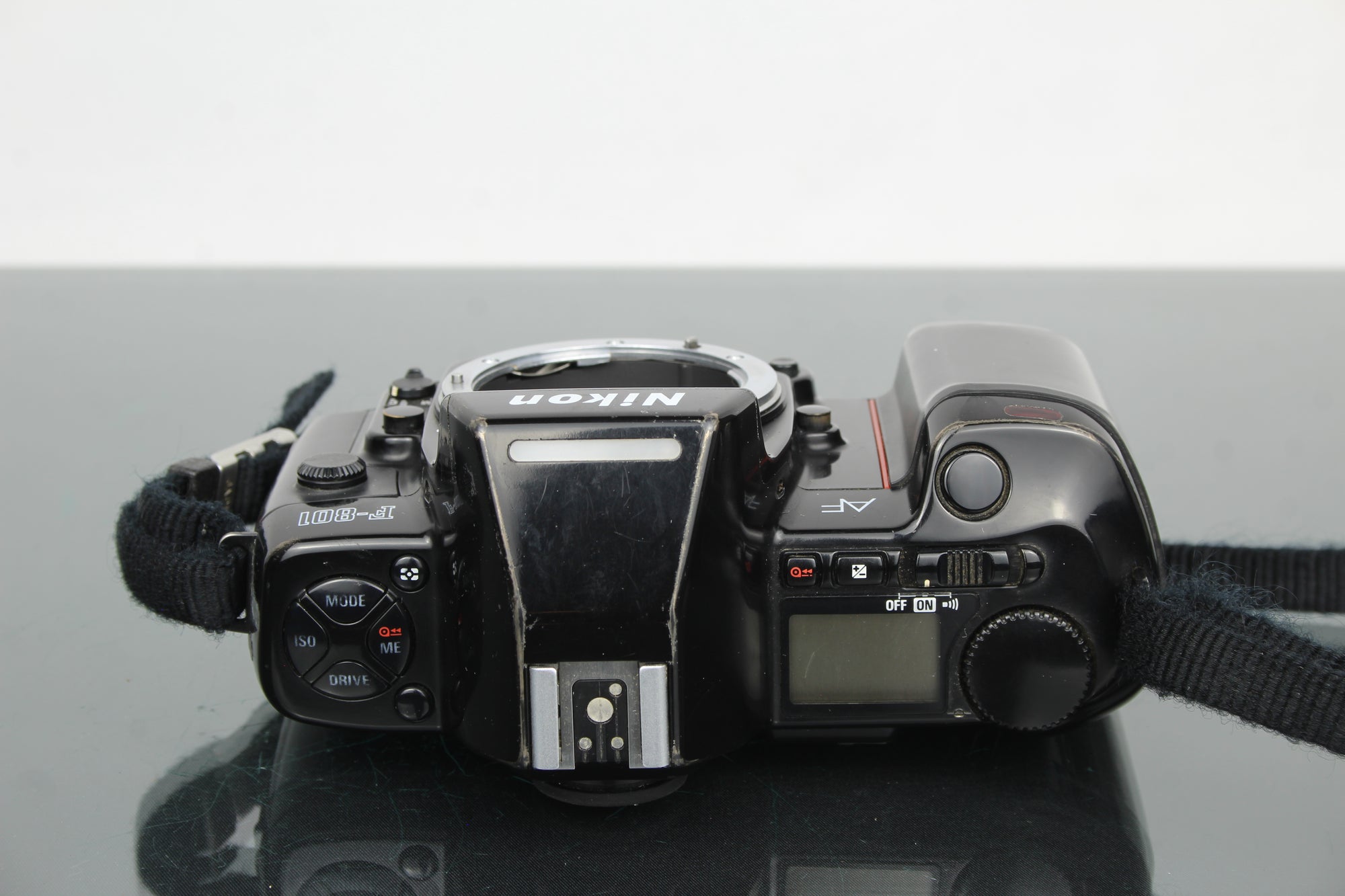 Nikon F-801