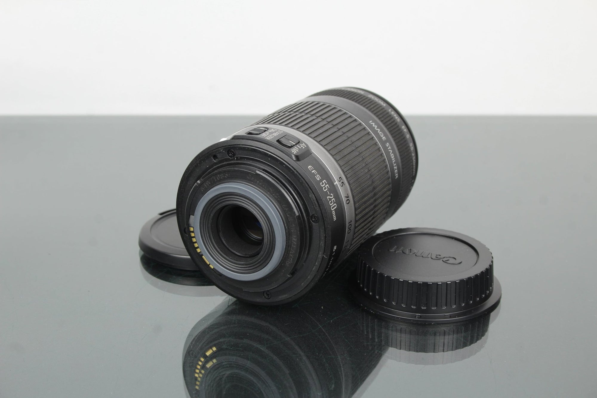 Canon EF - S lens 55 - 250mm 1:4 - 5.6 - Dutch|Thrift
