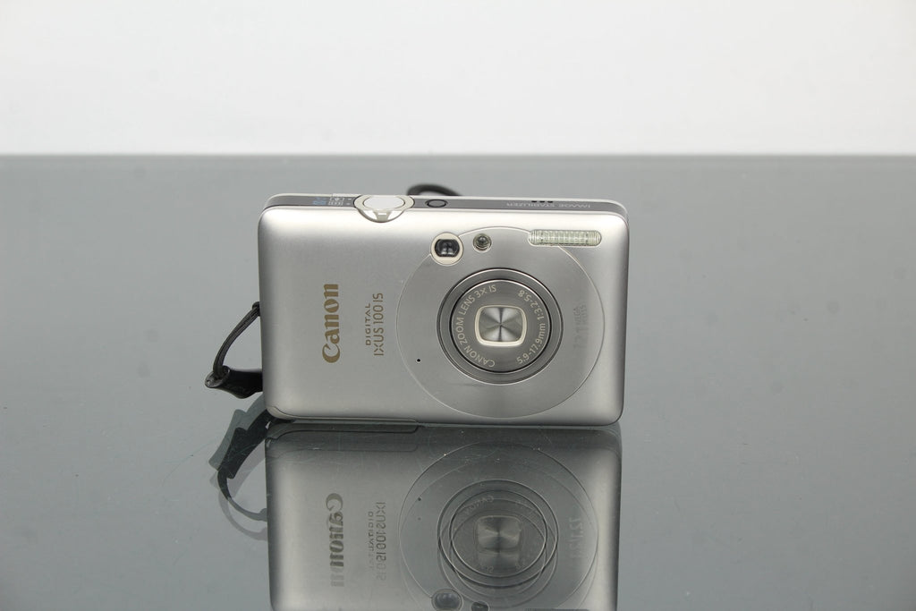 Canon IXUS 100 is - Dutch|Thrift
