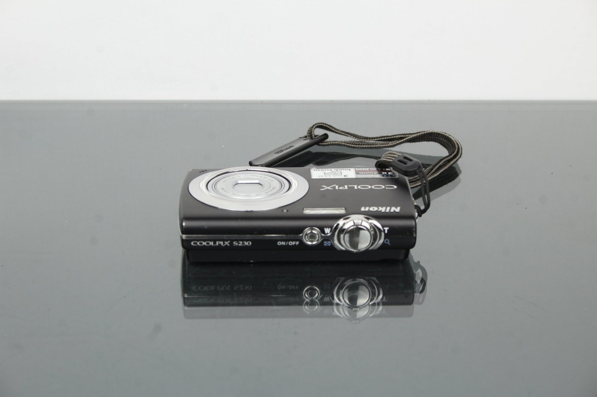 Nikon Coolpix S230 - Dutch|Thrift
