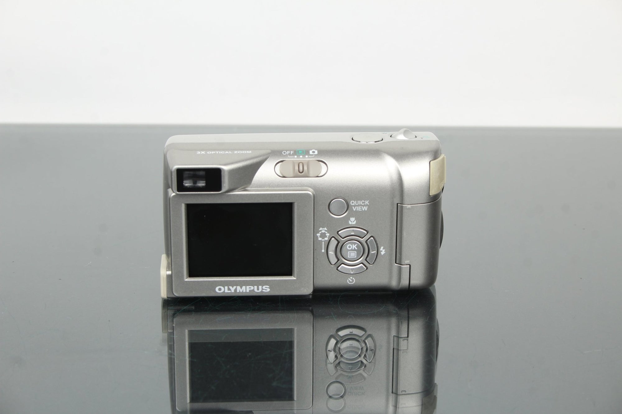 Olympus Camedia C - 310 Zoom - Dutch|Thrift