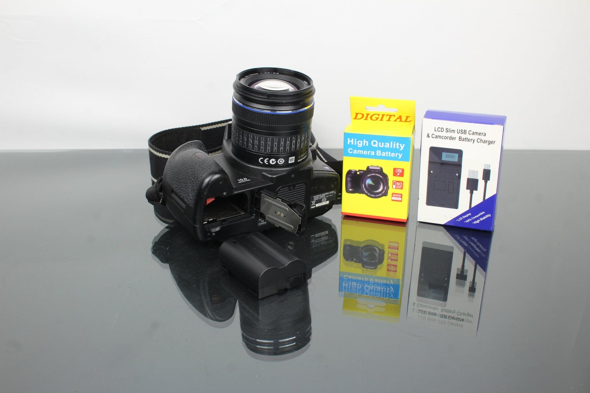 Olympus E - 520 + 14 - 42mm 1:3.5 - 5.6 - Dutch|Thrift