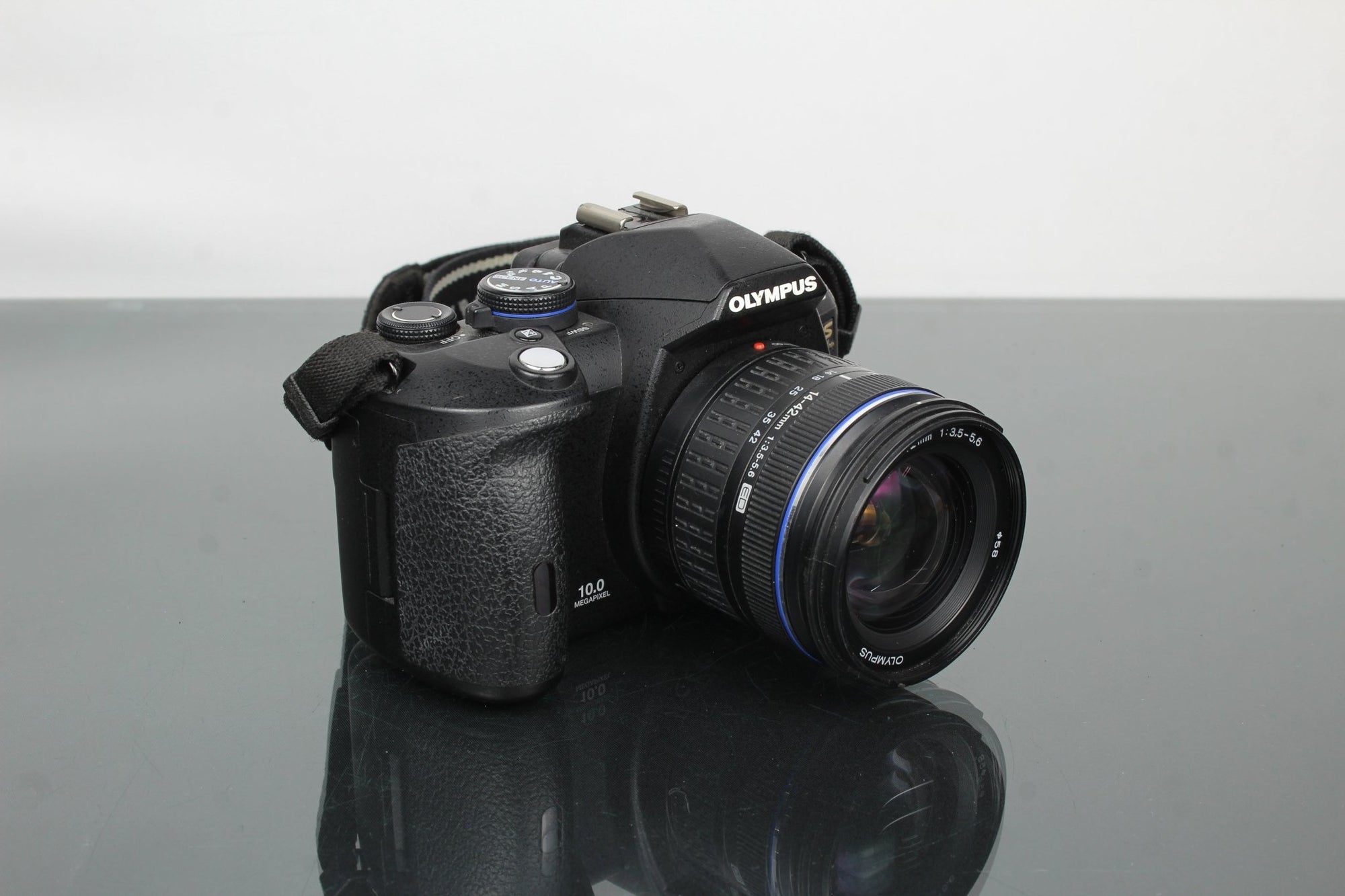 Olympus E - 520 + 14 - 42mm 1:3.5 - 5.6 - Dutch|Thrift