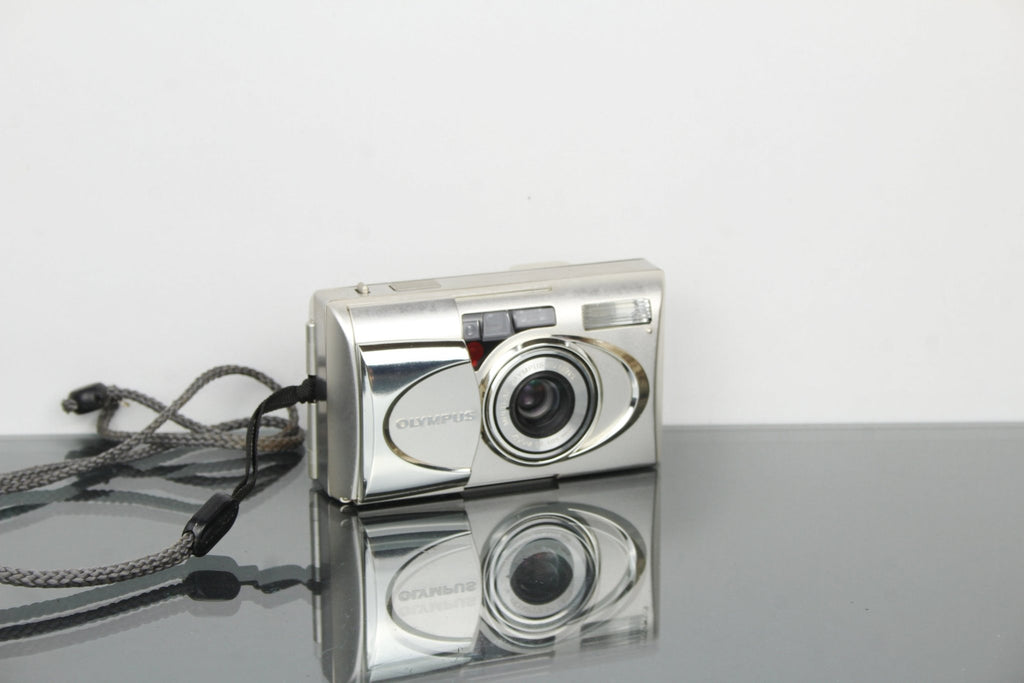 Olympus Mju - V All weather - Dutch|Thrift