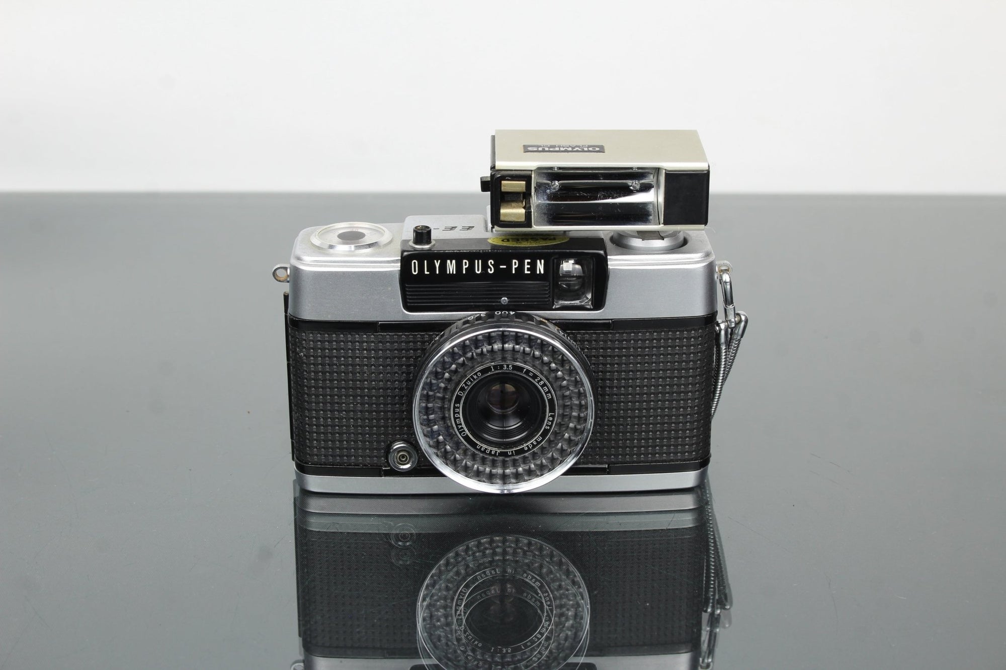 Olympus pen EE - 3 Half frame - Dutch|Thrift