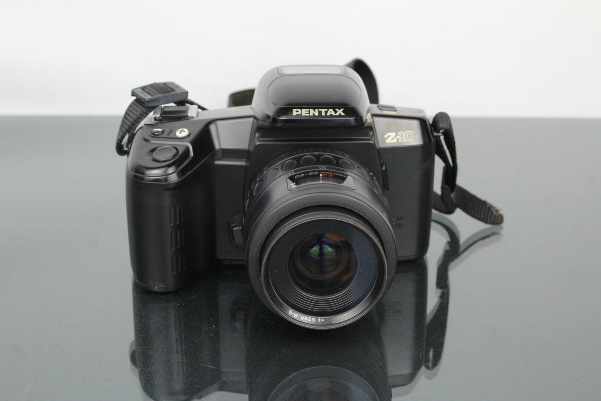 Pentax Z - 10 + 1:4 - 5.6 35 - 80mm lens - Dutch|Thrift