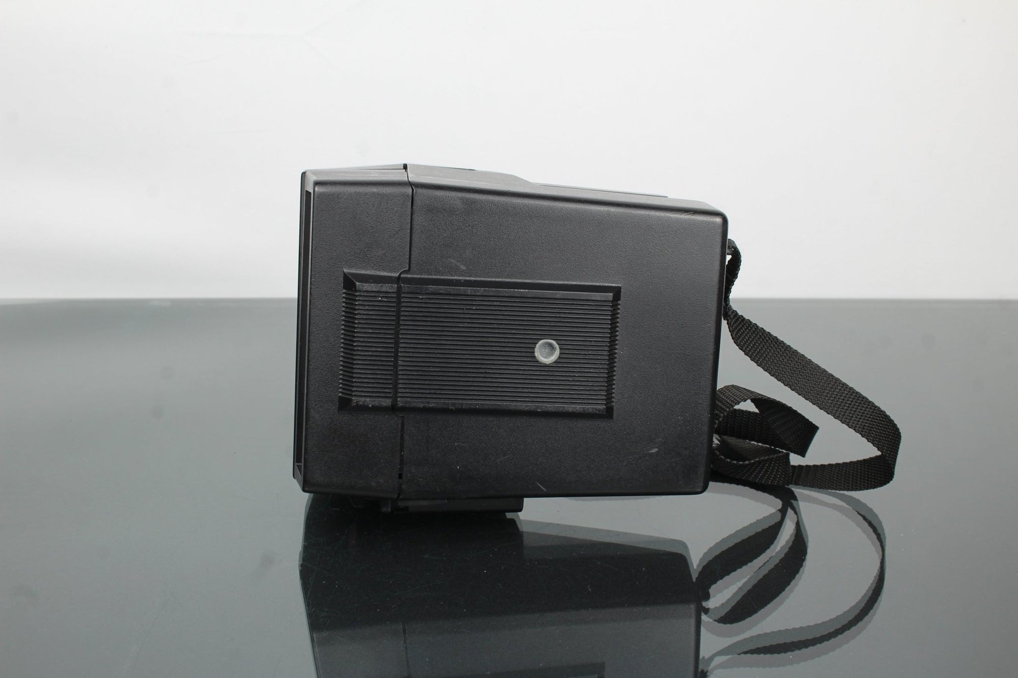 Polaroid Autofocus 660 - Dutch|Thrift
