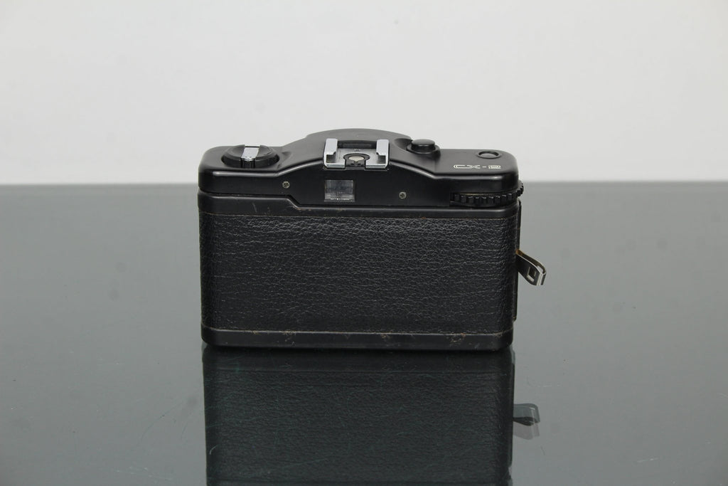 Praktica CX - 2 - Dutch|Thrift