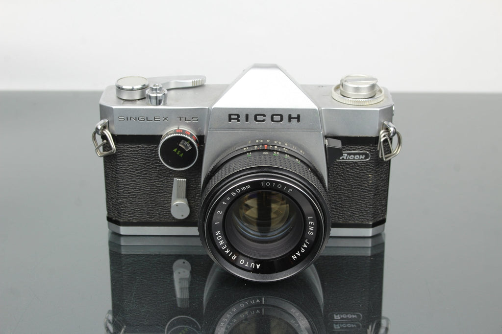 Ricoh singlex tls + Rikenon 1:2 50mm - Dutch|Thrift