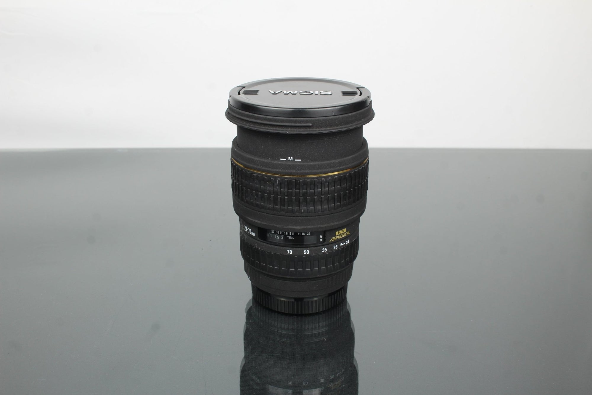 Sigma zoom EX DG 24 - 70mm 1:2.8 Canon EF mount - Dutch|Thrift