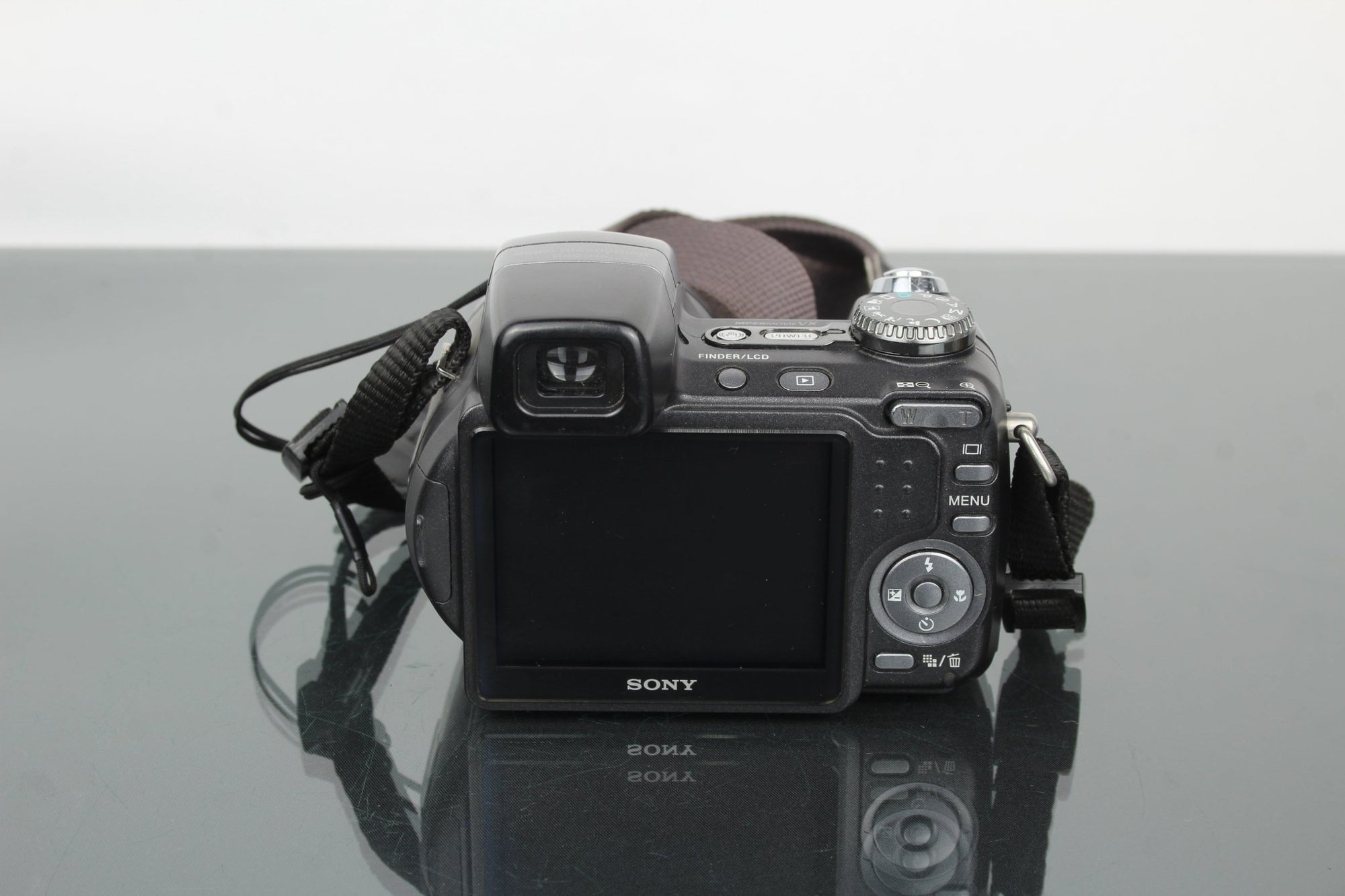 Sony Cyber - shot DSC - H5 - Dutch|Thrift