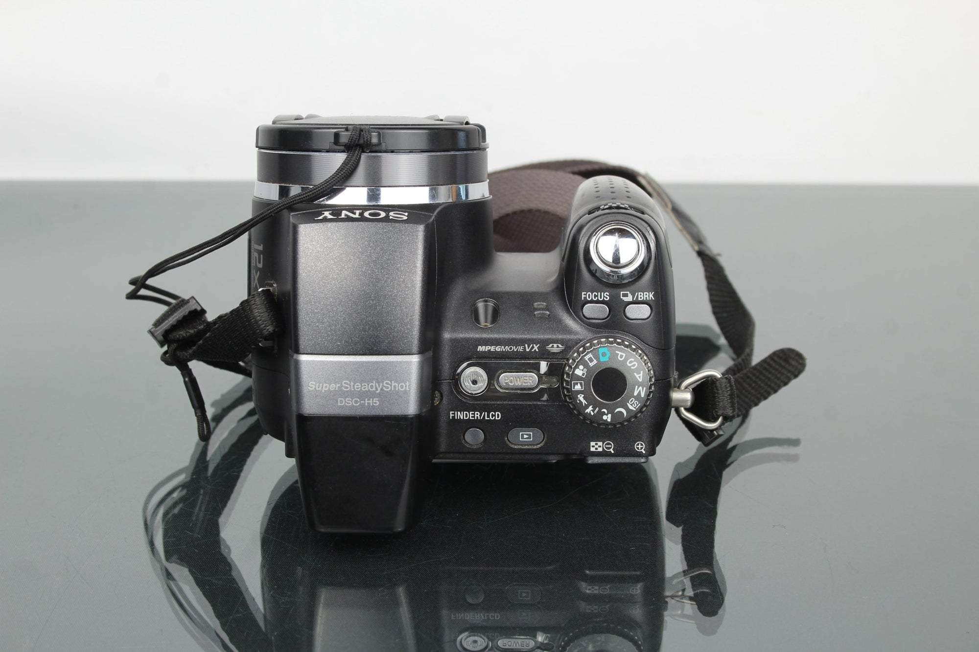 Sony Cyber - shot DSC - H5 - Dutch|Thrift