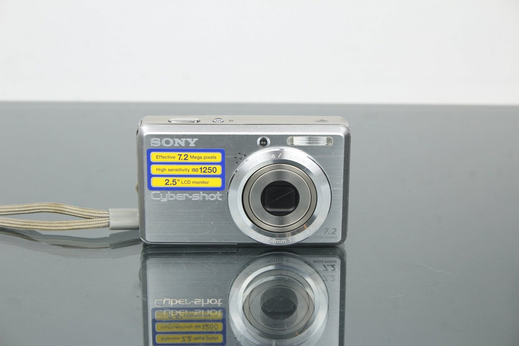 Sony Cyber - Shot DSC - S750 - Dutch|Thrift