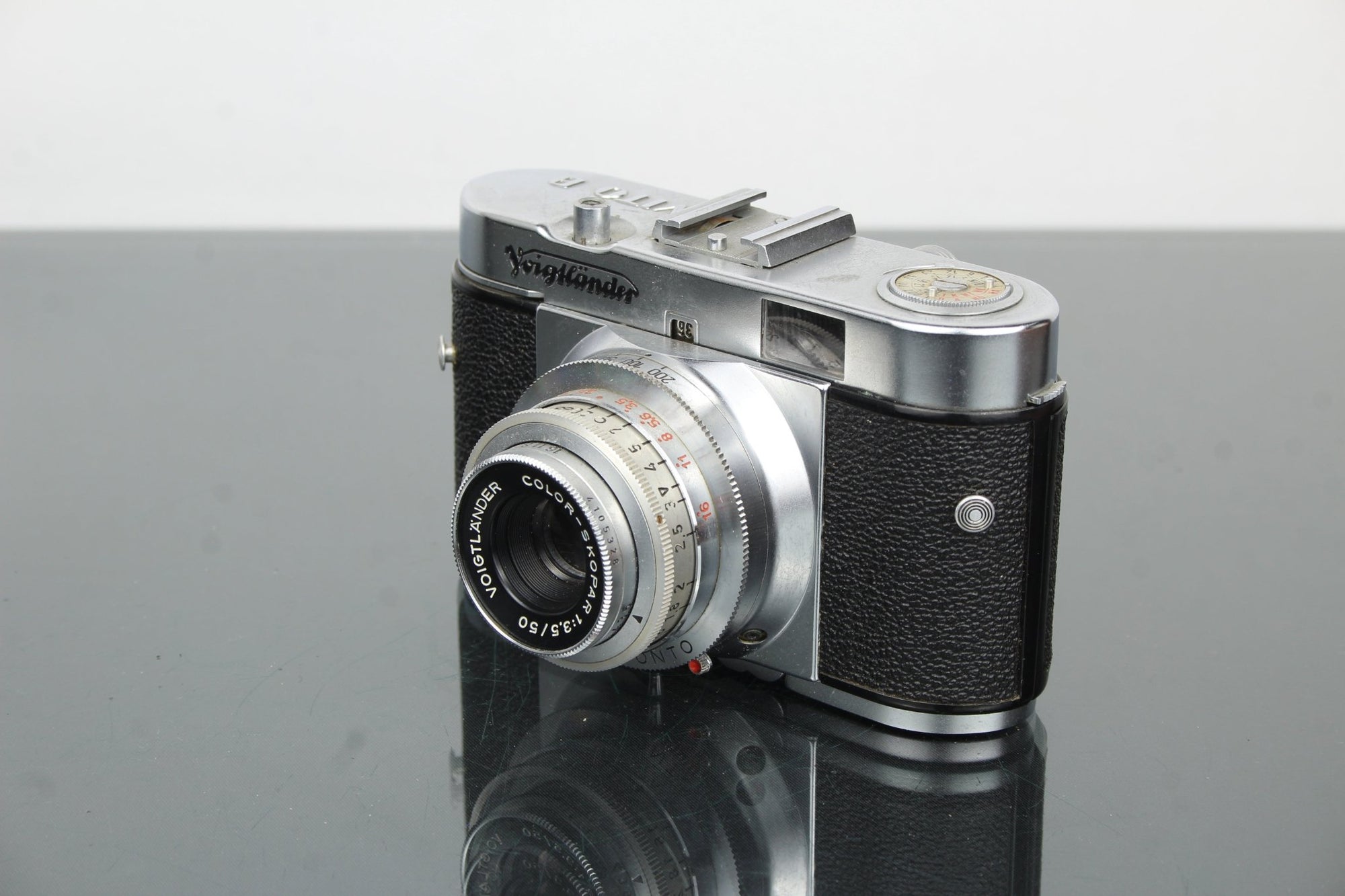 Voigtlander Vito B - Dutch|Thrift