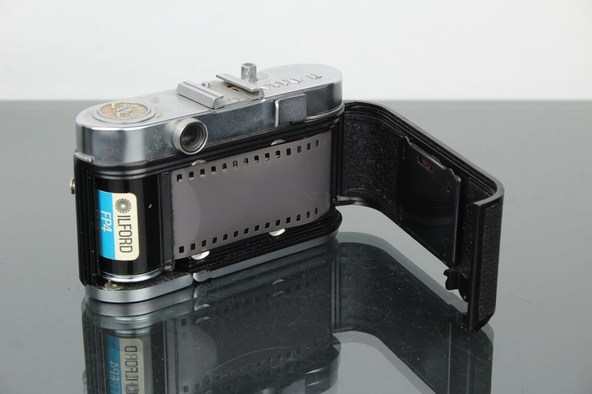 Voigtlander Vito B - Dutch|Thrift